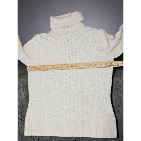 L.L. Bean Women's Cream Wool Blend Classic Cable Knit Turtleneck Sweater Large - Picture 3 of 6